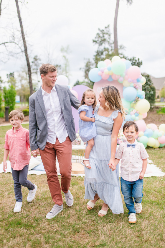 AFFORDABLE EASTER OUTFITS FOR THE ENTIRE FAMILY FROM OLD NAVY