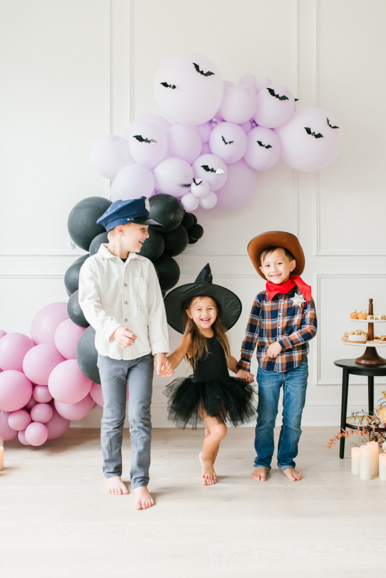 HOW TO CELEBRATE HALLOWEEN AT HOME WITH YOUR FAMILY