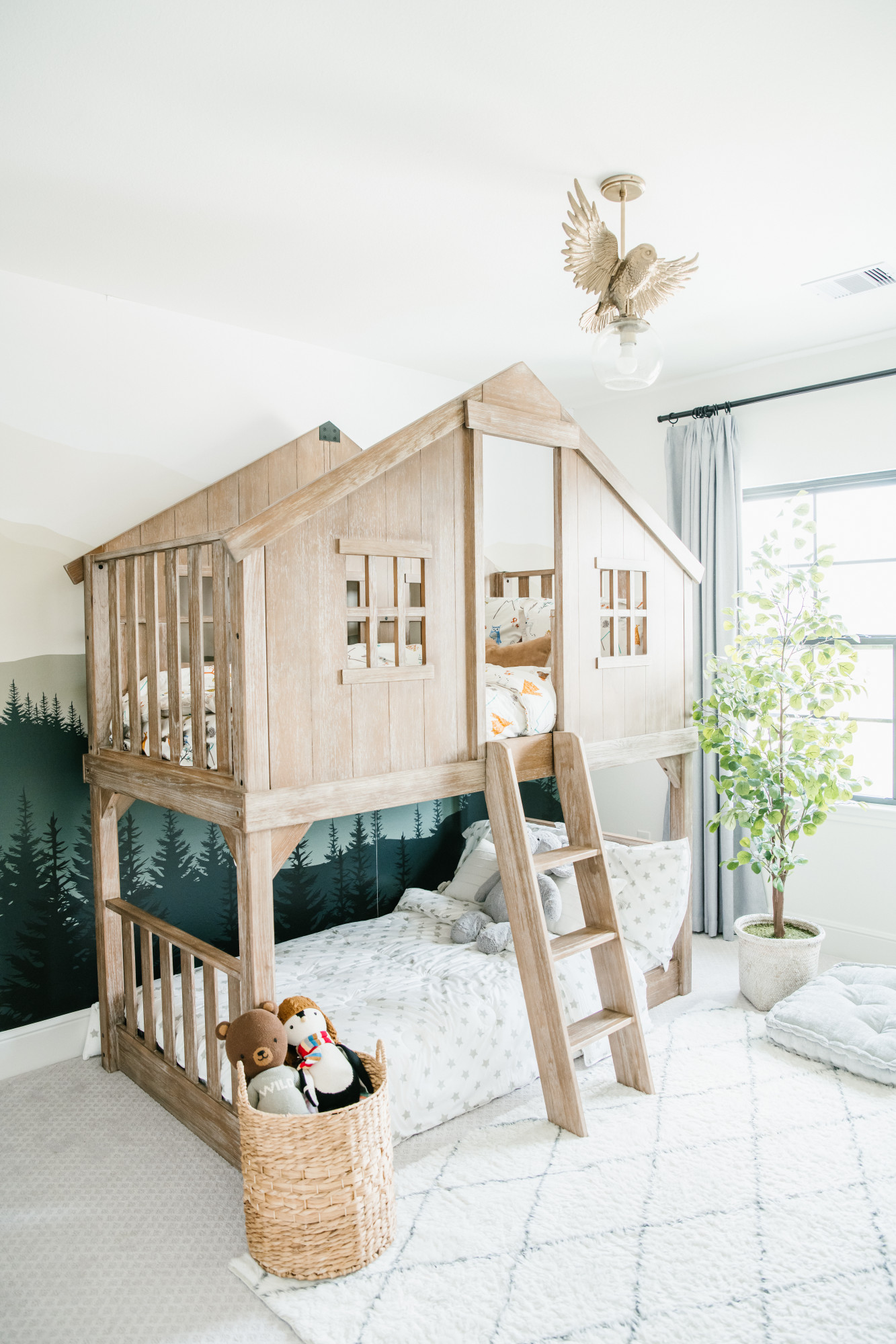 HOW TO DESIGN A KID'S BEDROOM WITH YOUR KID - Annie Mescall